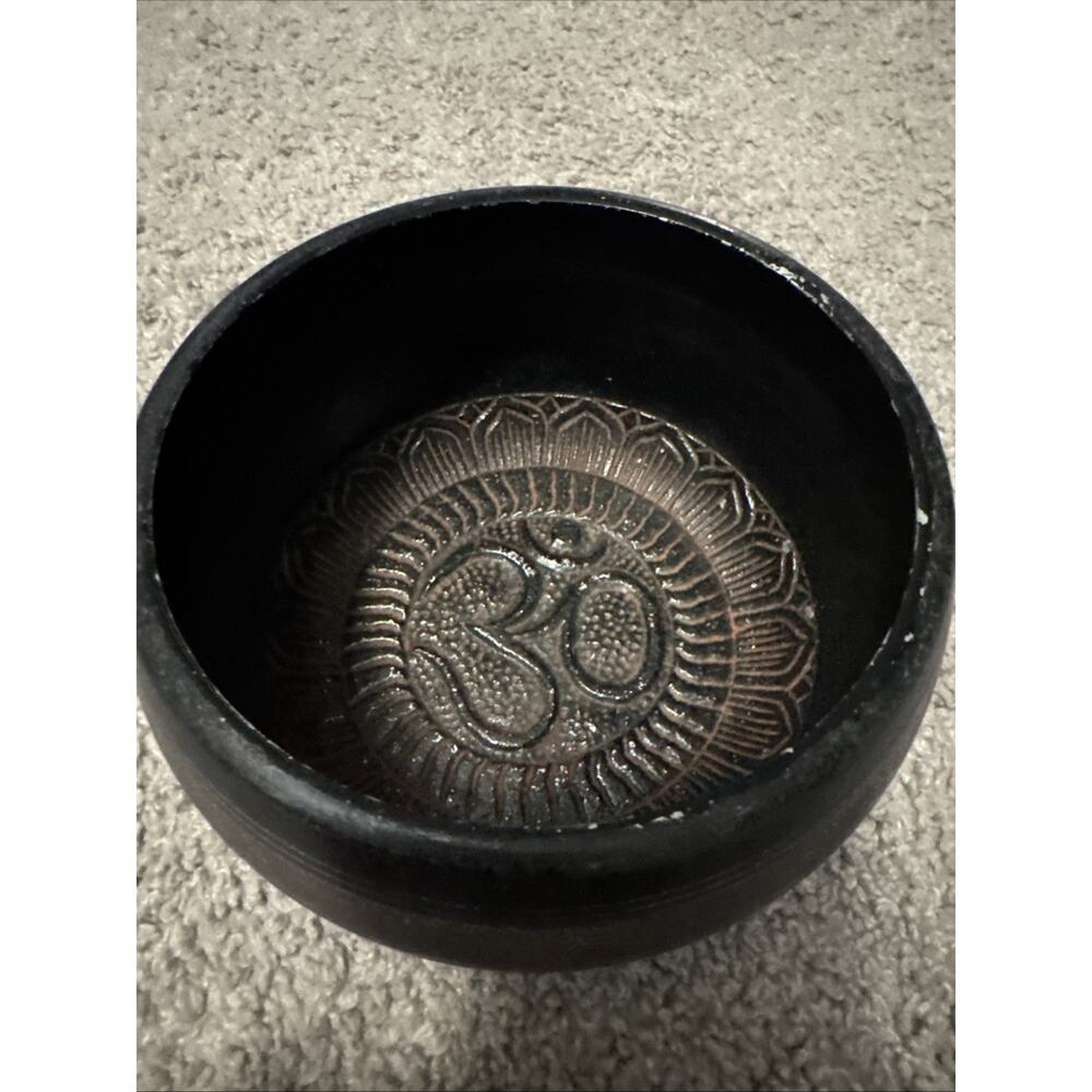 Vintage Tibetan Singing Bowl Ohm Symbol Carved Meditation Sound Ritual Bowl